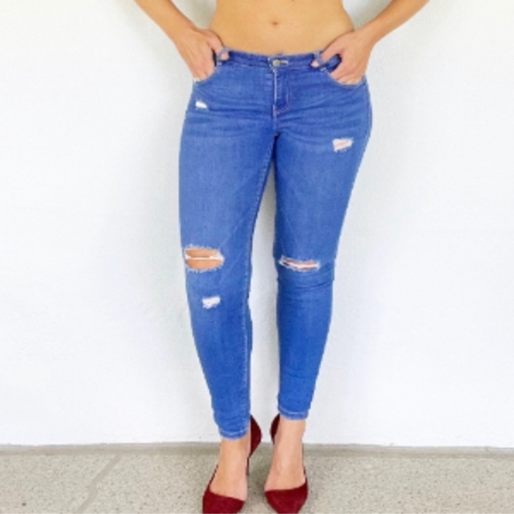 Zara Trafaluc Women's Blue Distressed Denim Skinny Jeans Size 6. Great Condition - Picture 2 of 9